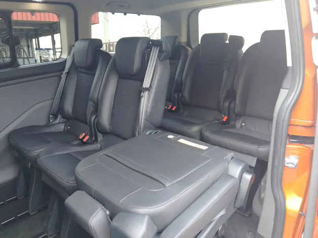 Ford Tourneo Custom Bus 310 L1 2.0 TDCi 170 Sport