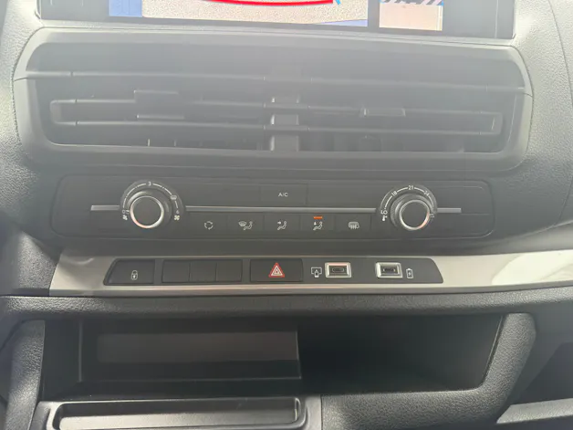 Citroën Jumpy 2.0 BlueHDi 180 PS XL EAT8 6 Plätze