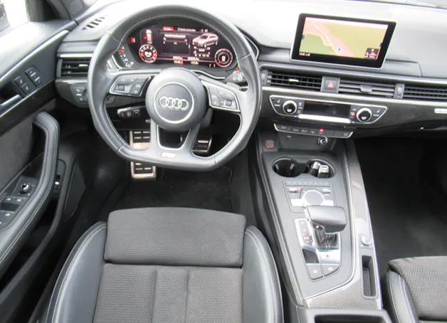 Audi S4 Avant 3.0 TFSI quattro tiptronic