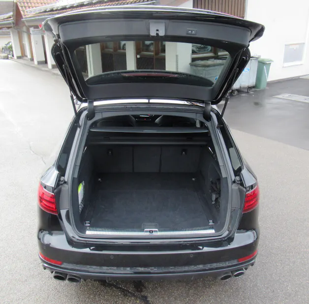 Audi S4 Avant 3.0 TFSI quattro tiptronic