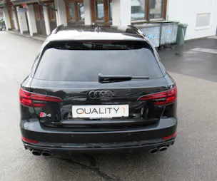 Audi S4 Avant 3.0 TFSI quattro tiptronic