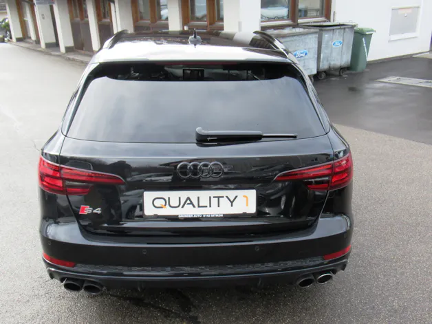 Audi S4 Avant 3.0 TFSI quattro tiptronic