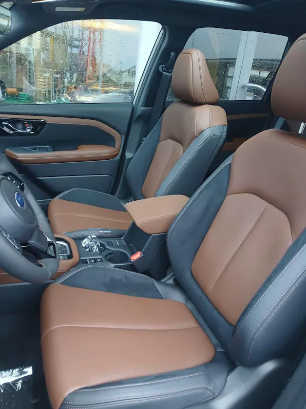 Subaru Forester Station 2.0i e-Boxer Luxury