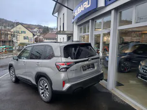 Subaru Forester Station 2.0i e-Boxer Luxury