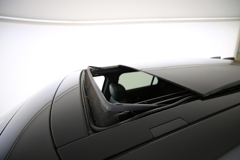 immagine del veicolo LAND ROVER RANGE ROVER SPORT