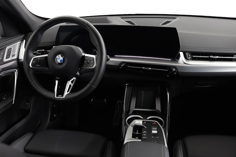 Vehicle image BMW X1