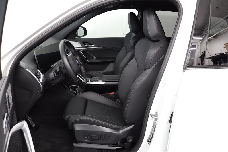 Vehicle image BMW X1