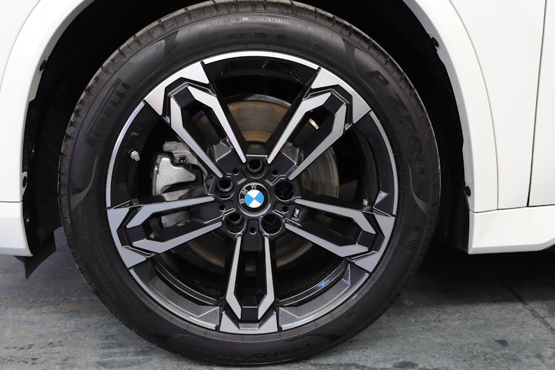 Vehicle image BMW X1