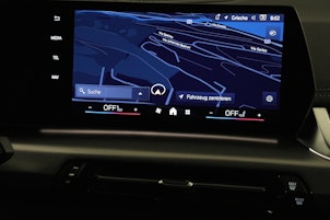 Vehicle image BMW X1 23i xDrive paddles