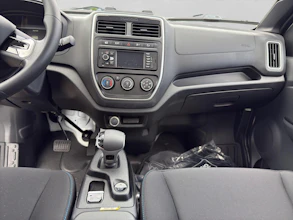 https://vehicle.imgix.net/4188465/6dd05417-706d-422c-8ec7-8af510570a18.jpg