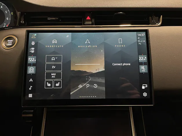 Land Rover Range Rover Evoque 1.5 T 270e Dynamic SE (Plug-in Hybrid)