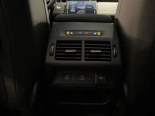 Land Rover Discovery Sport 1.5 T 270e Landmark (Plug-in Hybrid)