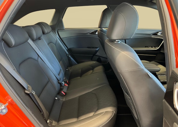 image du véhicule 10 image du véhicule 10