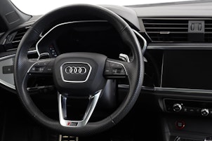 Vehicle image AUDI RS Q3 Sportback 2.5 TFSI quattro S-Tronic