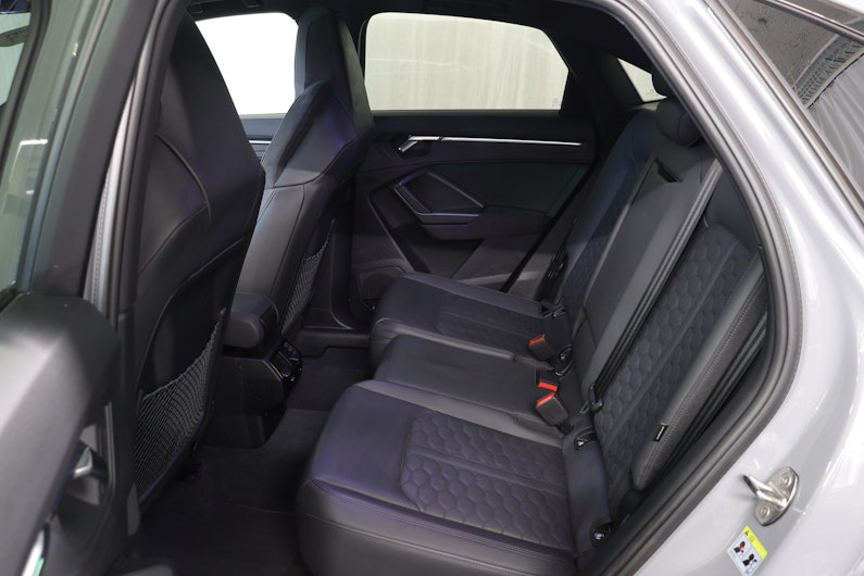 image du véhicule AUDI RS Q3