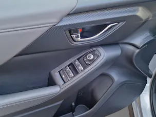 Subaru Crosstrek 2.0i e-Boxer Luxury