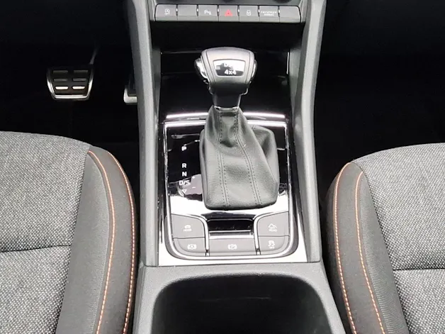 Škoda Karoq 2.0 TDI Clever 4x4 DSG