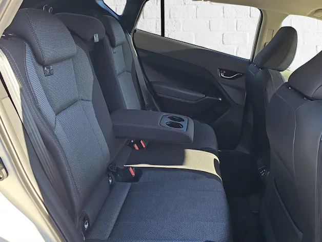 Subaru Crosstrek 2.0i e-Boxer Swiss Plus