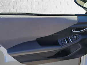 Subaru Crosstrek 2.0i e-Boxer Swiss Plus