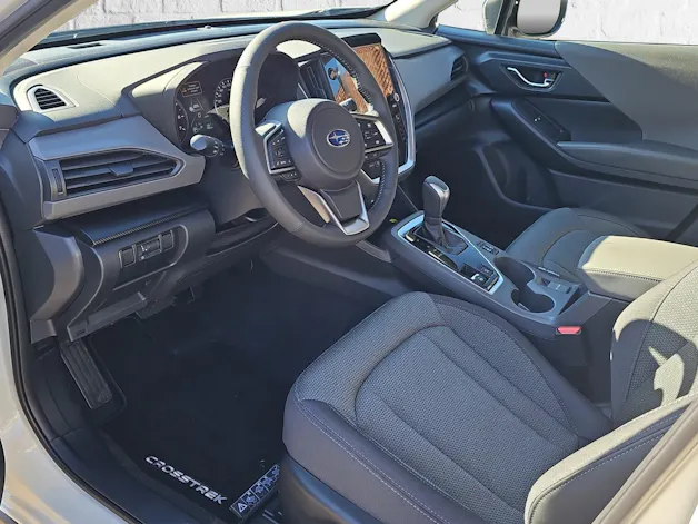 Subaru Crosstrek 2.0i e-Boxer Swiss Plus
