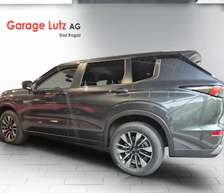 MITSUBISHI OUTLANDER 4