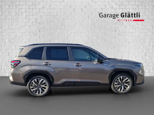 Subaru Forester Station 2.0i e-Boxer Luxury