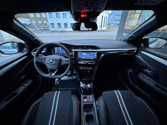 Vehicle image 5 Vehicle image 5