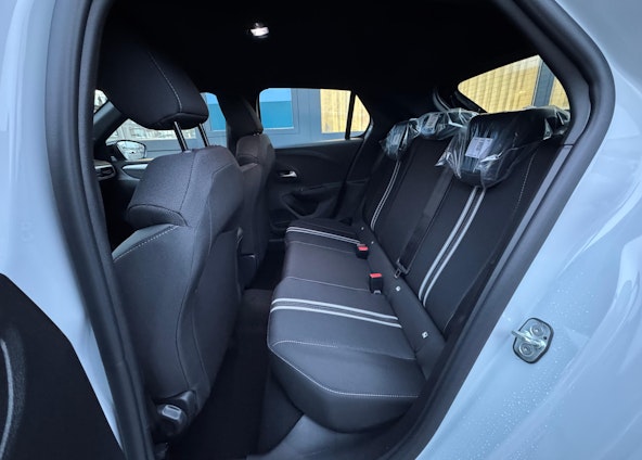 Vehicle image 7 Vehicle image 7