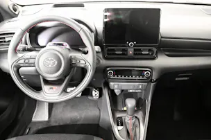 Toyota Yaris 1.5 VVT-i HSD GR Sport