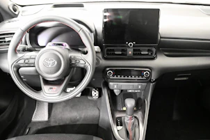 Fahrzeugbild TOYOTA Yaris 1.5 VVT-i HSD GR Sport