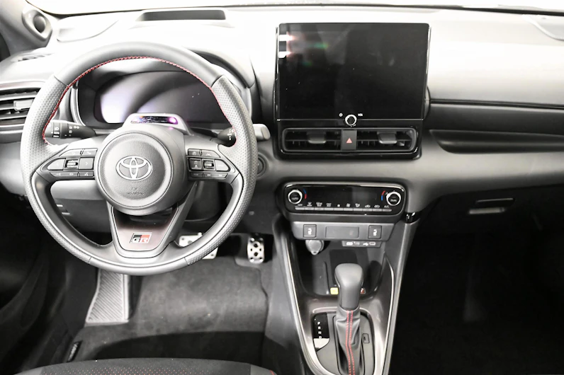 Fahrzeugbild TOYOTA YARIS