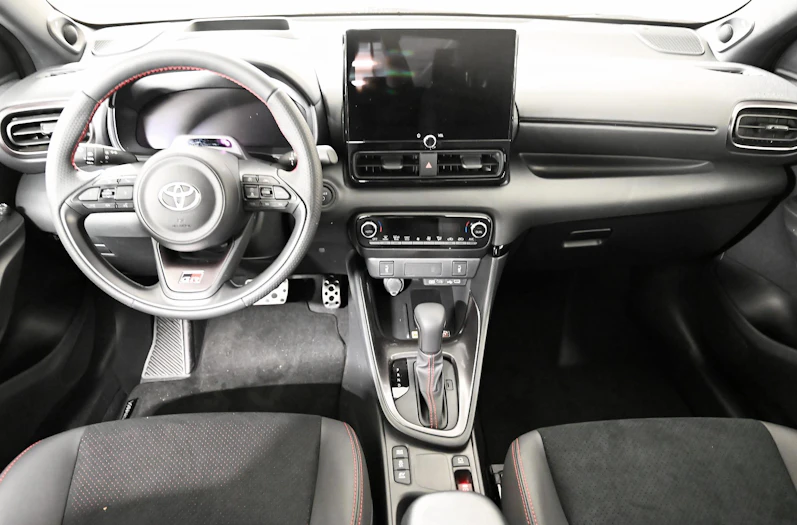 Fahrzeugbild TOYOTA YARIS