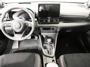 Toyota Yaris 1.5 VVT-i HSD GR Sport