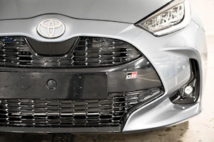 Fahrzeugbild TOYOTA Yaris 1.5 VVT-i HSD GR Sport