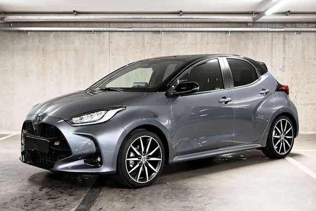 Toyota Yaris 1.5 VVT-i HSD GR Sport
