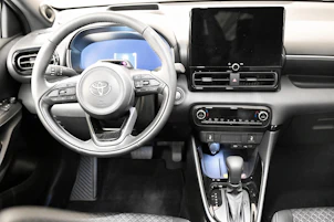 Fahrzeugbild TOYOTA Yaris 1.5 VVT-i HSD Premium