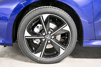 https://vehicle.imgix.net/4188766/68c8e008-bcc3-425a-91a4-f4f734708c0d.jpg