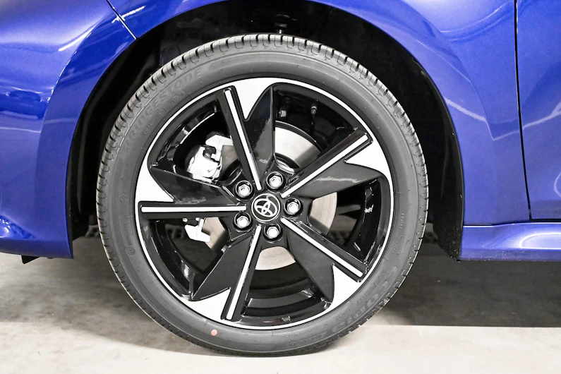 Fahrzeugbild TOYOTA YARIS