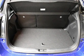 https://vehicle.imgix.net/4188766/90e7f7d4-8638-40c6-b212-82cb274793d1.jpg