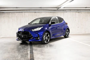 Fahrzeugbild TOYOTA Yaris 1.5 VVT-i HSD Premium