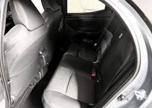 Toyota Yaris 1.5 VVT-i HSD Premium