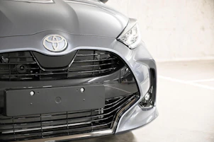 Fahrzeugbild TOYOTA Yaris 1.5 VVT-i HSD Premium