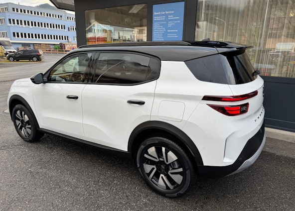 Vehicle image 2 Vehicle image 2