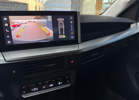 Vehicle image 11 Vehicle image 11