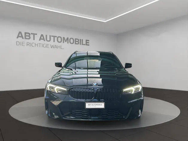 BMW 330i xDrive SAG Touring