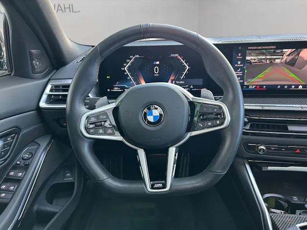 BMW 330i xDrive SAG Touring