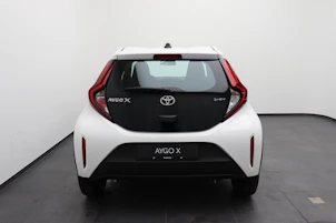 immagine del veicolo TOYOTA Aygo X 1.5 VVT-i HSD Comfort