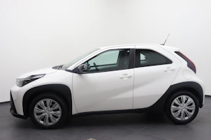 Fahrzeugbild TOYOTA Aygo X 1.5 VVT-i HSD Comfort