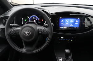 Fahrzeugbild TOYOTA Aygo X 1.5 VVT-i HSD Comfort