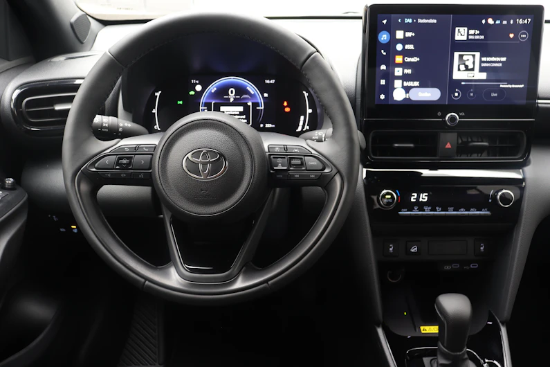 Fahrzeugbild TOYOTA YARIS CROSS